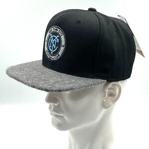 MITCHELL & NESS NYC MLS Hat - NWT